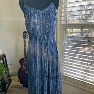 Willow & Clay Blue Boho Maxi Dress Size M